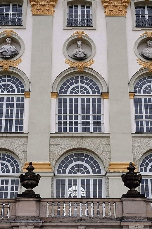 Munichs Nymphenburg Palace Excursion With Private Car/Van - Tour Overview and Pricing