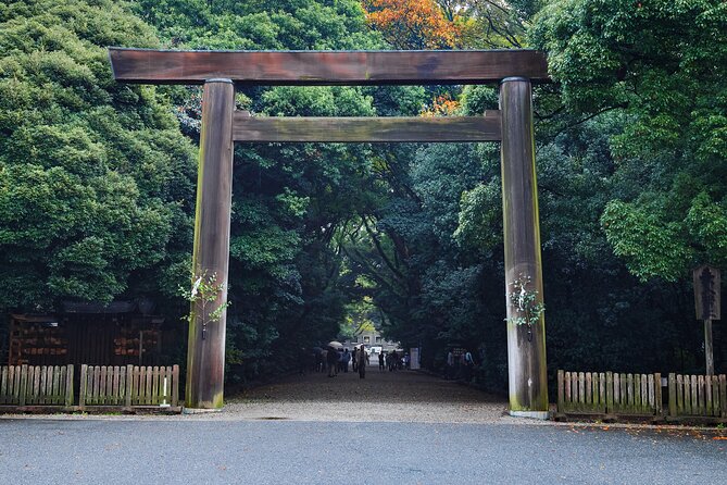 Nagoya Private Tour by Car/Van – English Speaking Driver