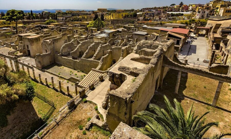 Naples Port _Herculaneum, Vesuvius, Pompeii Private Trip