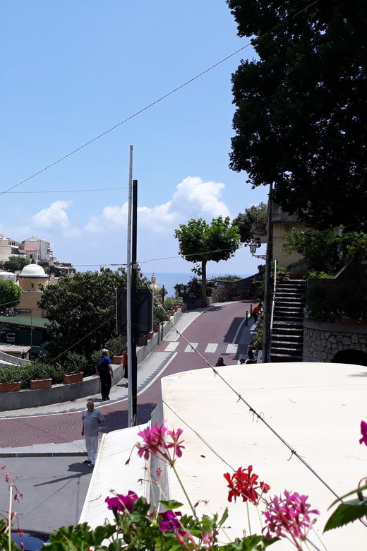Naples: Positano (Amalfi Coast) Private Day Tour 6 Hours