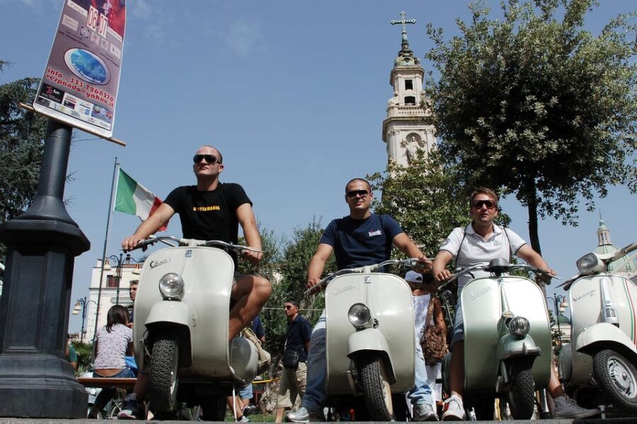 Naples – Vesuvius Vespa and Fiat Cinquecento Tour