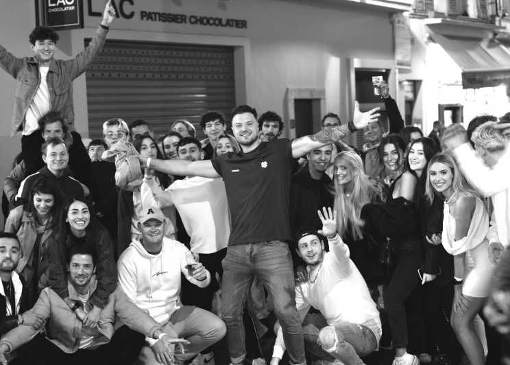 Nice Bar/Pub Crawl | 3 BEST Bars & 1 Club With Free Drinks! - Overview of the Bar Crawl