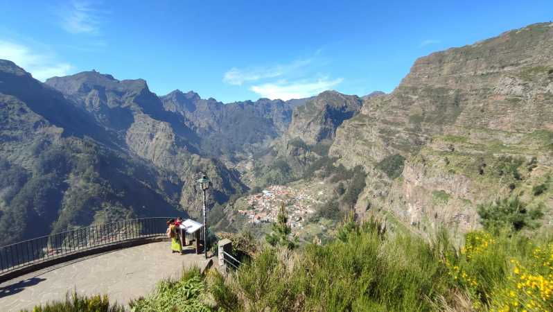 Nuns Valley & Pico Dos Barcelos Madeira Island Tour