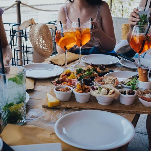 Ortigia E-Bike Tour and Aperitif at Sunset