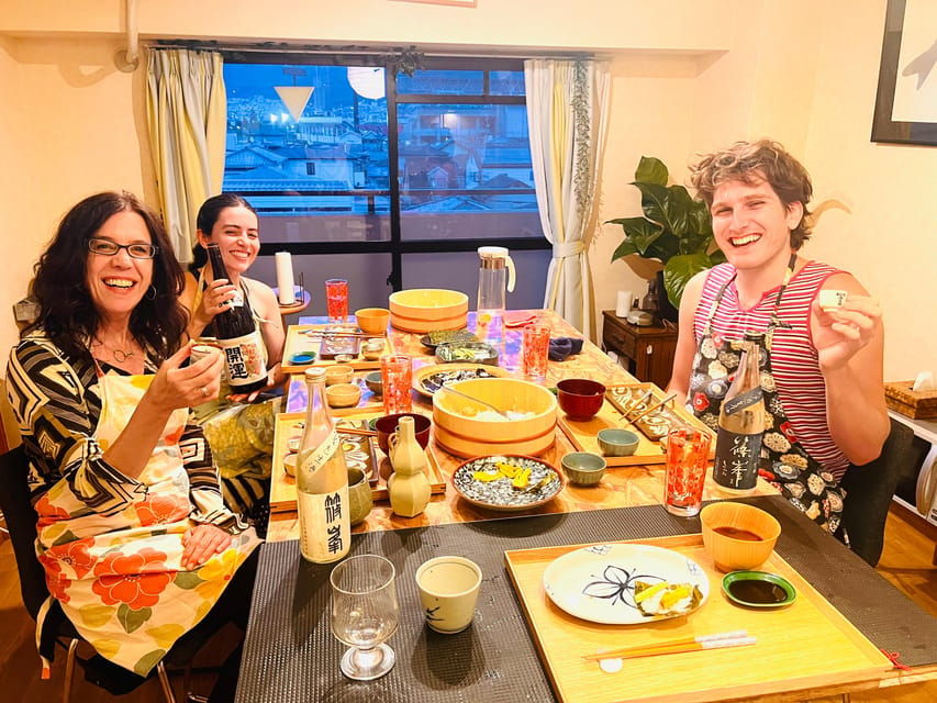 Osaka Foodie Experience: Japanese Snack and Sake Class - Course Overview
