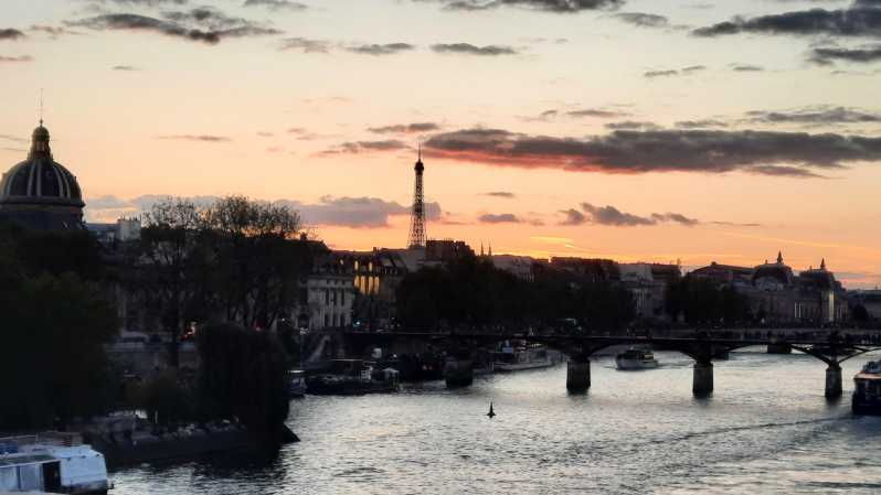 PARIS: Curated Walking Tour Based on Your Preferences - Overview of the Tour
