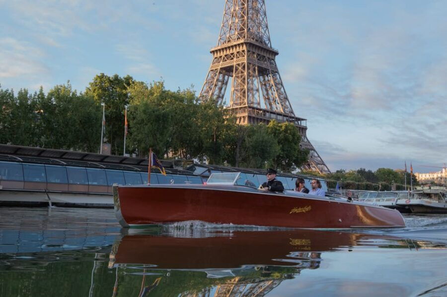 Paris: Exceptional Private Cruises in the Heart of Paris - Overview of Private Cruises