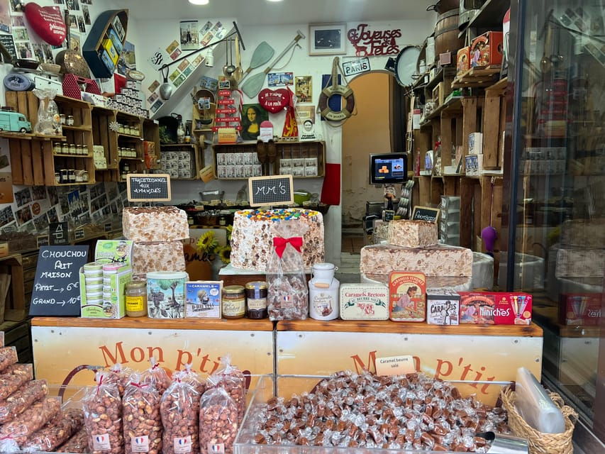 Paris: Guided Montmartre Walking Tour With Food & Wine - Tour Overview