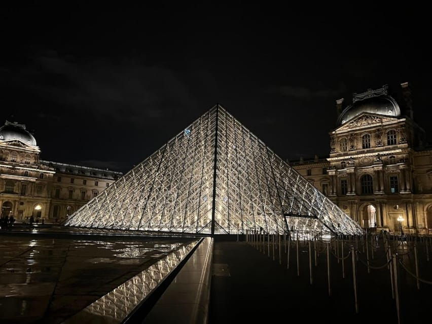 Paris: Guided Tour in Portuguese at the Louvre - Semi-Private - Tour Overview