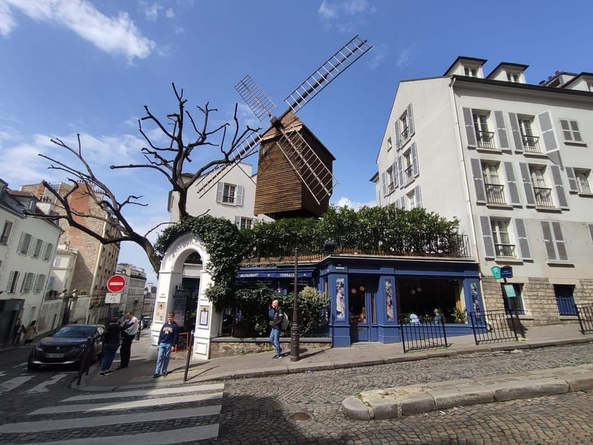 Paris: Montmartre Walking Tour With a Local Guide - Tour Overview and Pricing