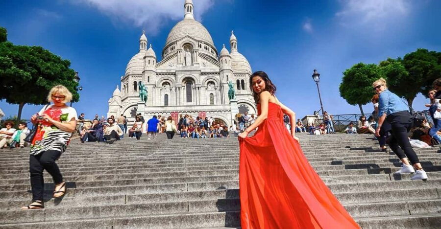 Paris: Private Montmartre & Sacre Coeur Family Tour in Arabic - Tour Overview and Pricing
