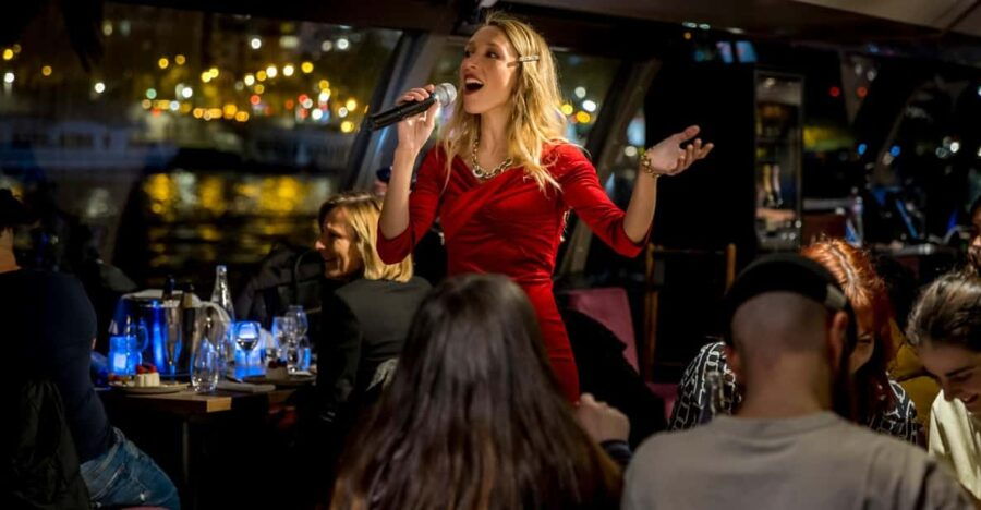 Paris: Seine River Champagne Dinner Cruise With Live Music - Experience and Itinerary