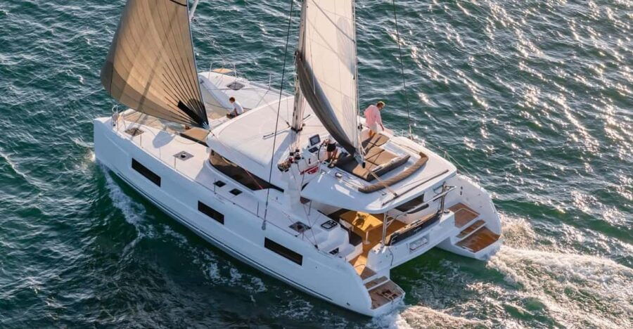 Pasito Blanco: Private Catamaran Excursion With Food & Drink
