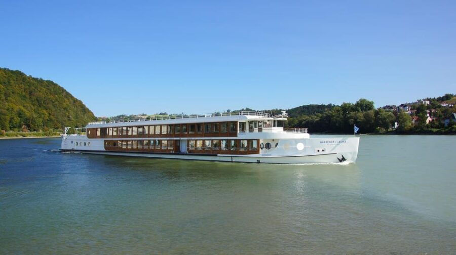 Passau: BAREFOOT Lock Tour