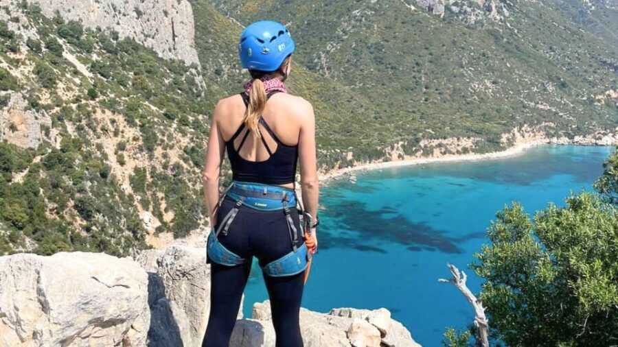 Pedra Longa: Abseiling in the Supramonte of Baunei