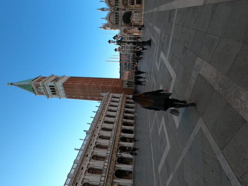 Photo With a Professional Photographer in Venice