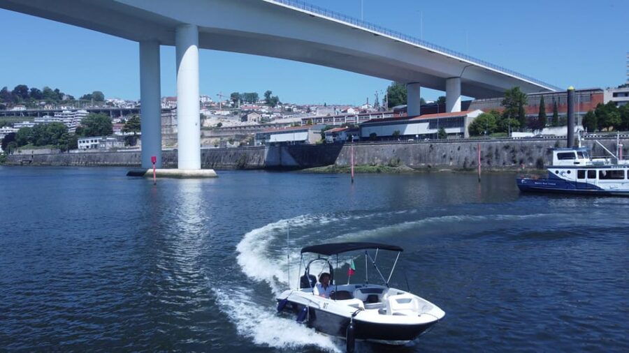 Porto: Douro River Boat Tour Cruise – Port Wine Tasting