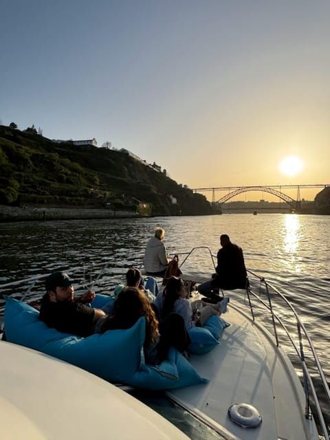 Porto: Douro River Cruise / Welcome Drink/With Sunset Option