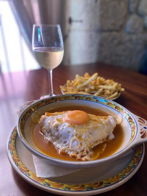 Porto Gourmet Private Food & Wine Tour With a Sommelière