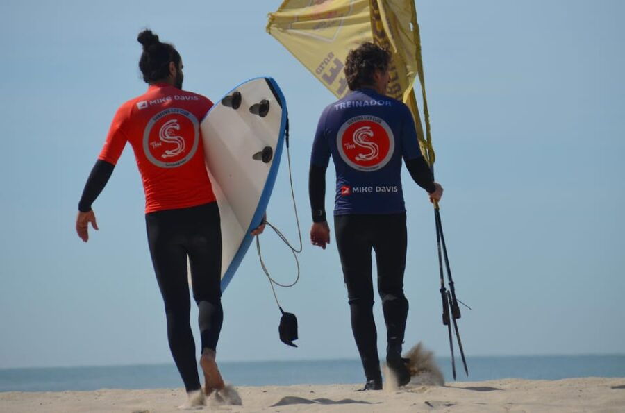 Porto: Private Surf Lesson With the First School in PORTO