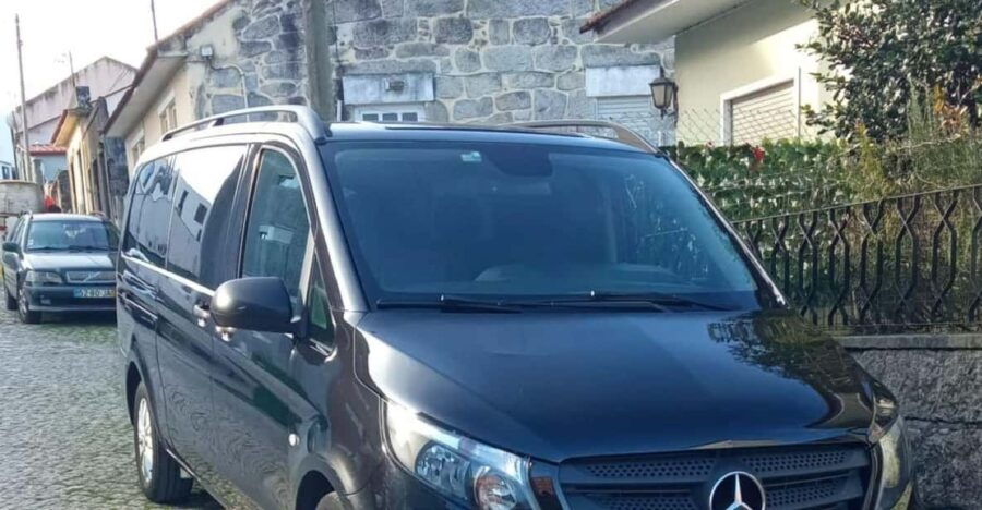 Porto: Private Transfer From Oporto Airport to Pinhão - Service Overview