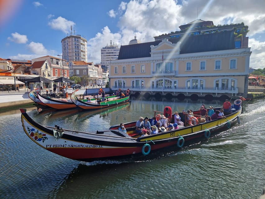 Porto: Transfer to Lisbon With Stops in Aveiro-Nazaré-Obidos - Transfer Details