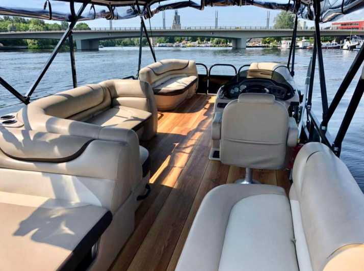 Potsdam: Rent a License-Free Boat for up to 14 PAX