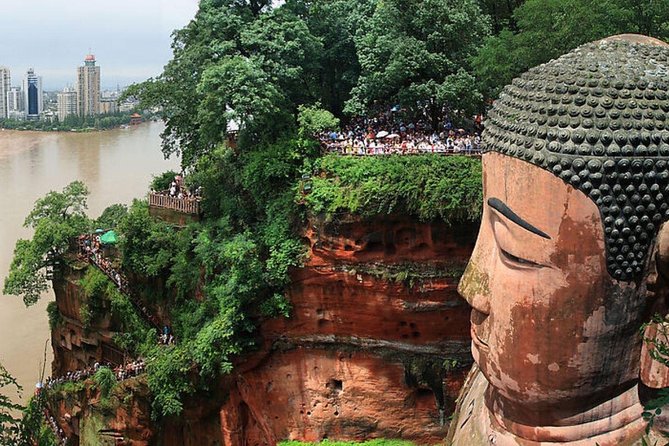 Private 2-Day Chengdu Sightseeing Tour: City Highlights, Panda, Leshan Buddha - Tour Details