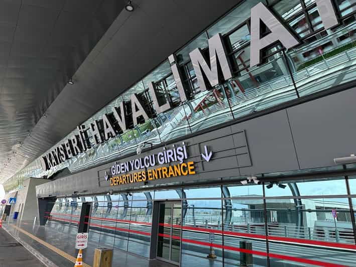Private Airport Transfer (ASR – NAV)