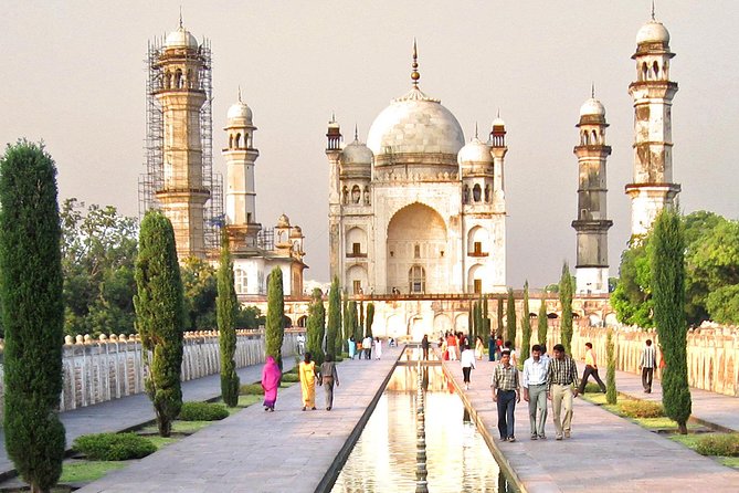 Private Custom Tour: Aurangabad Sightseeing Including Ellora Caves With Guide