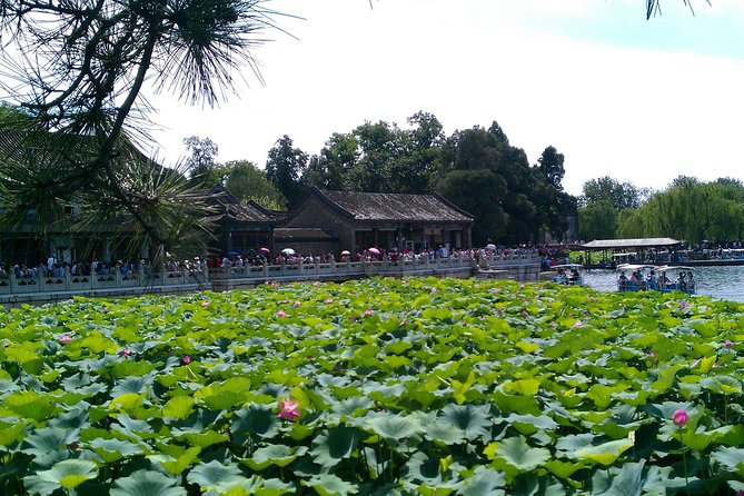 Private Day Tour: Badaling Great Wall & Summer Palace With Local Lunch