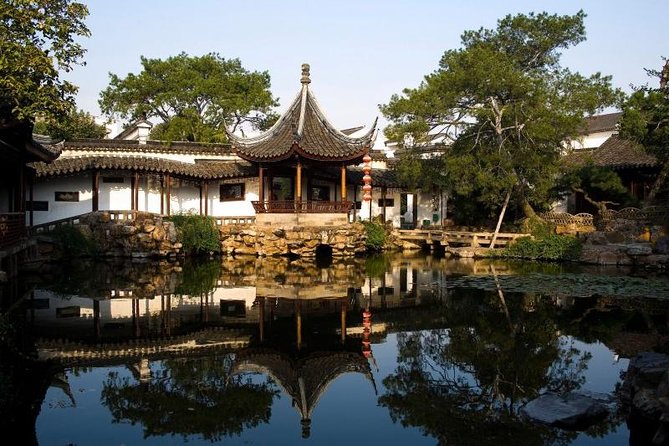 Private Day Tour: Gardens and Old Street in Suzhou With Hotel or Railway Station Transfer