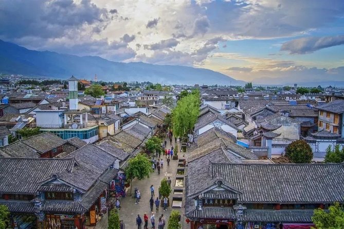 Private Day Tour of Dali Explore the Ancient City