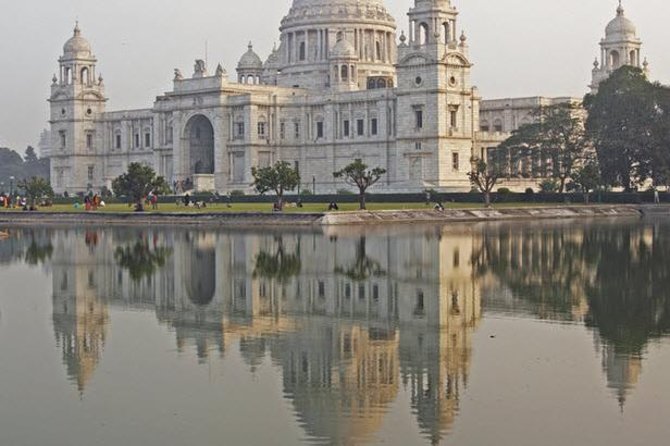 Private Departure Transfer: Hotel to Kolkata Airport