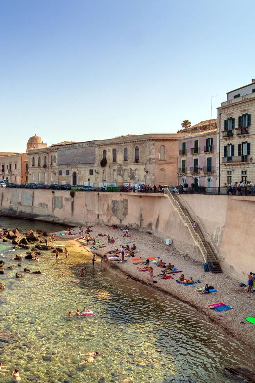 Private Noto & Marzamemi Tour With Seaside Seafood Lunch