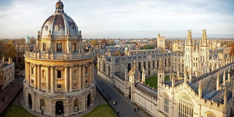 Private Round-trip Transfer: From Heathrow Airport ↔ Oxford.