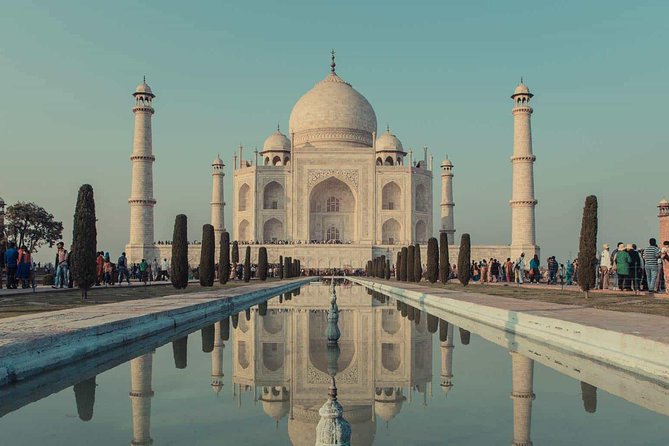 Private Sunrise Taj Mahal Tour From Delhi by Car