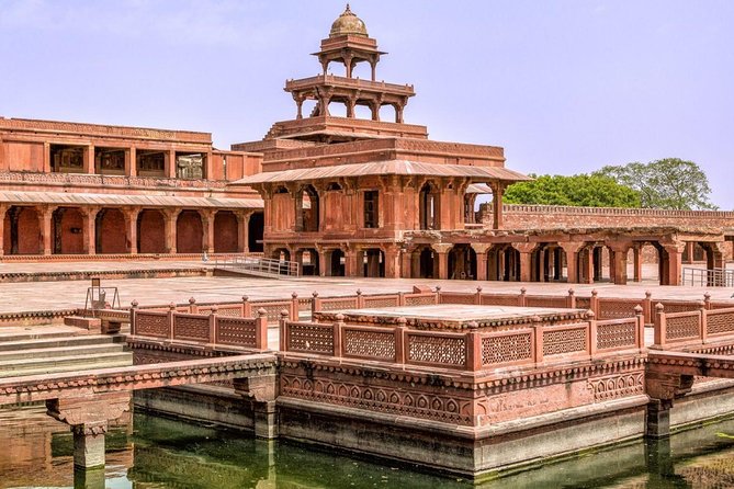 Private Tour : Golden Triangle With Udaipur