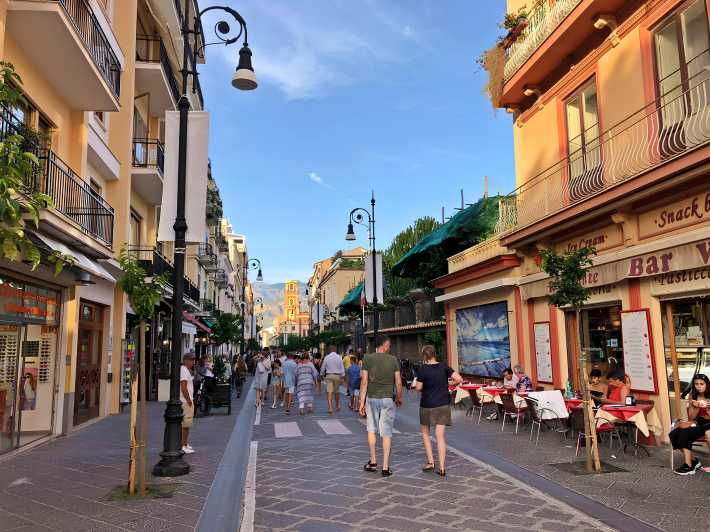 Private Tour to Pompeii, Sorrento and Positano With Guide