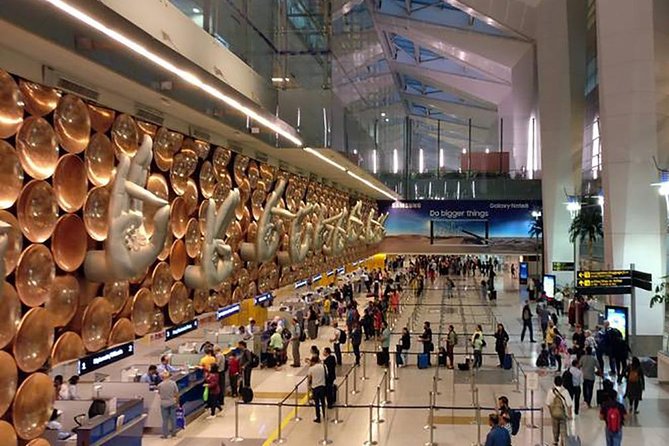 Private Transfer From Hotel to Delhi Airport
