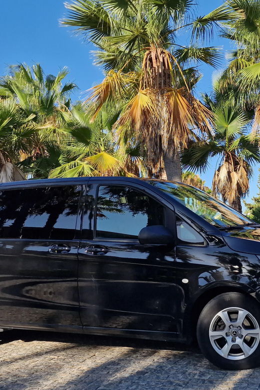 Private Transfer: Málaga to Faro/Lagos