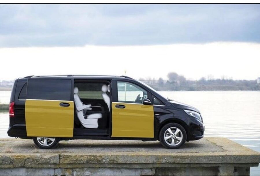 Private Transfers From Barcelona Sants Station to Barcelona