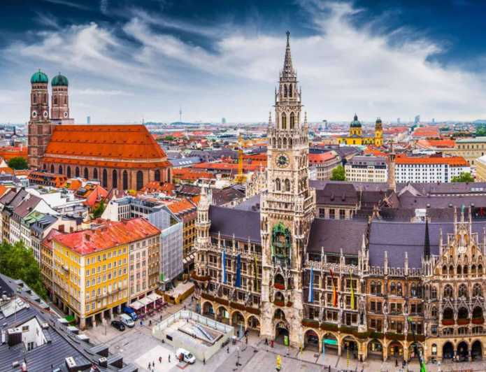 Private Van Transfer From Salzburg to Munich 1 Hour 30 Min - Service Overview