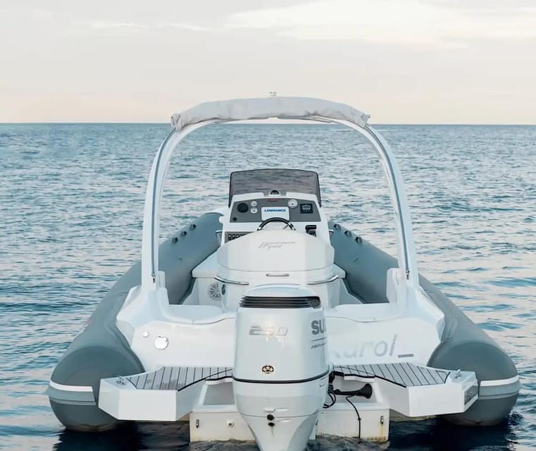 Rent Panamera Yacht P80 Karol Explore the Aeolianarchipelago