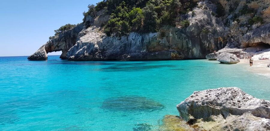 Rental Boat 5.60 Meters From Arbatax (Without License)