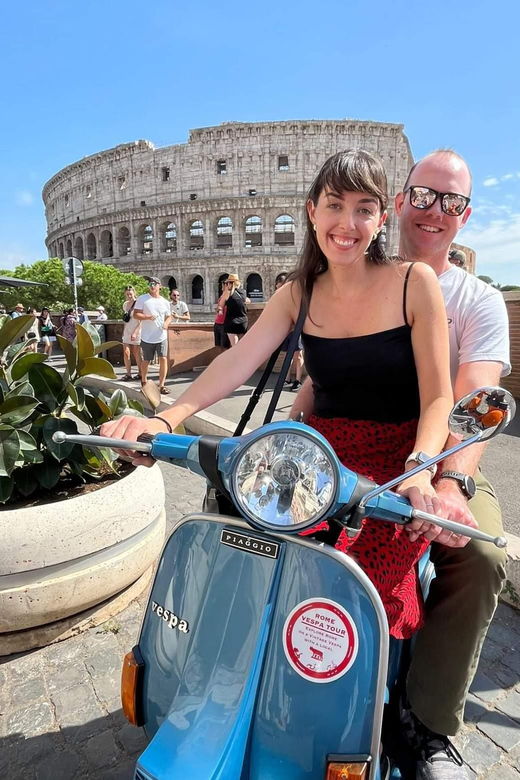 Rome by Vespa With a Local