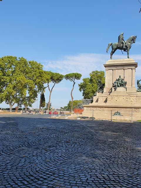 Rome: Nigh Tour by Golf Cart With Pizza Snack and Gelato - Tour Overview and Highlights