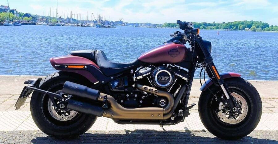 Rostock: Harley-Davidson Softail Fat Bob 107 Rental