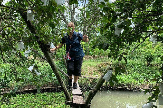 Rural and Tropical Island Tour at Can Tho