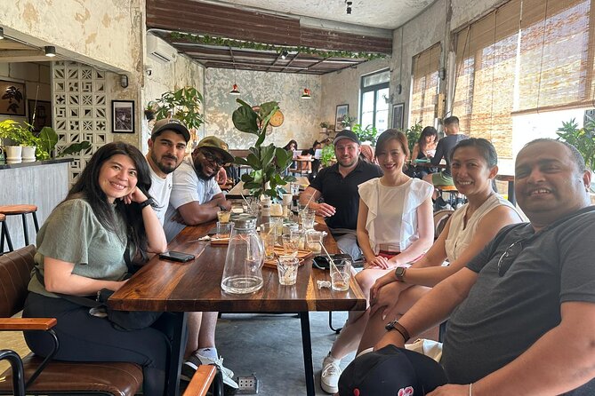 Saigon Food Culture and Local Gems With Food Expert - Hidden Food Gems in Saigon